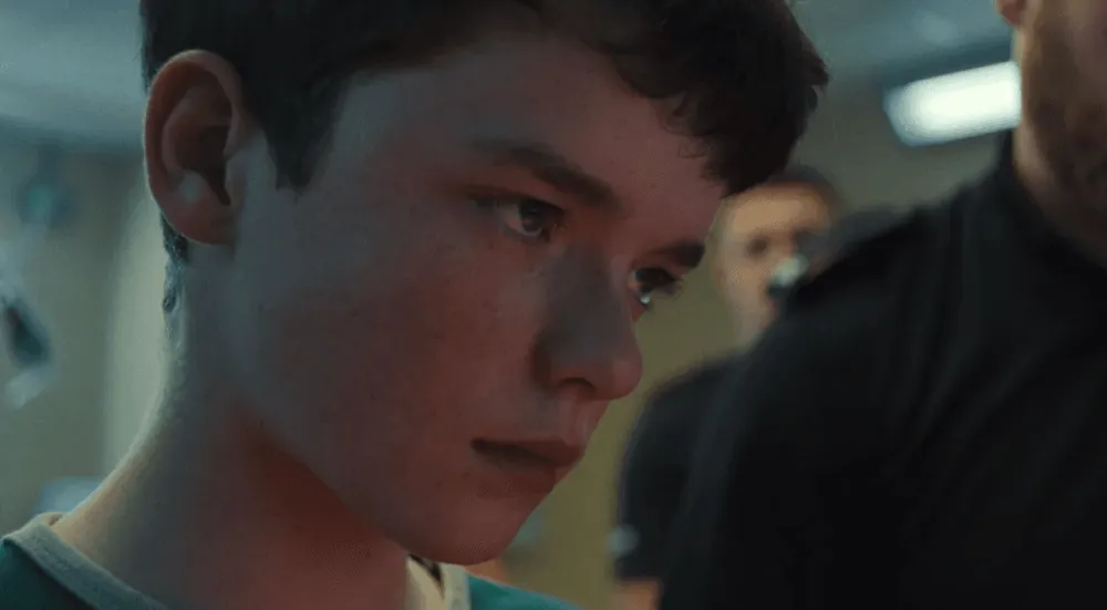 🎬 Adolescence : Pourquoi cette série est un véritable phénomène ?